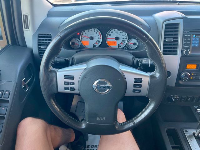 2018 Nissan Frontier Crew Cab 4x4 PRO-4X Automatic - 22919220 - 13