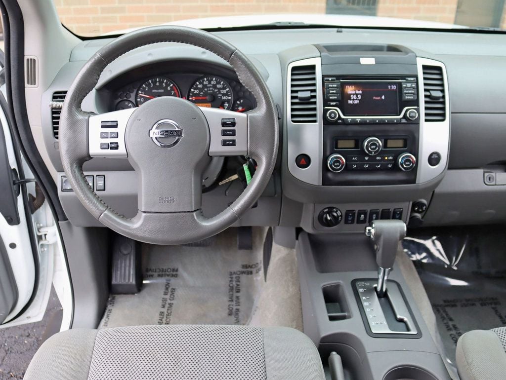 2018 Nissan Frontier Crew Cab 4x4 SV V6 Auto Midnight Edition - 22967999 - 10