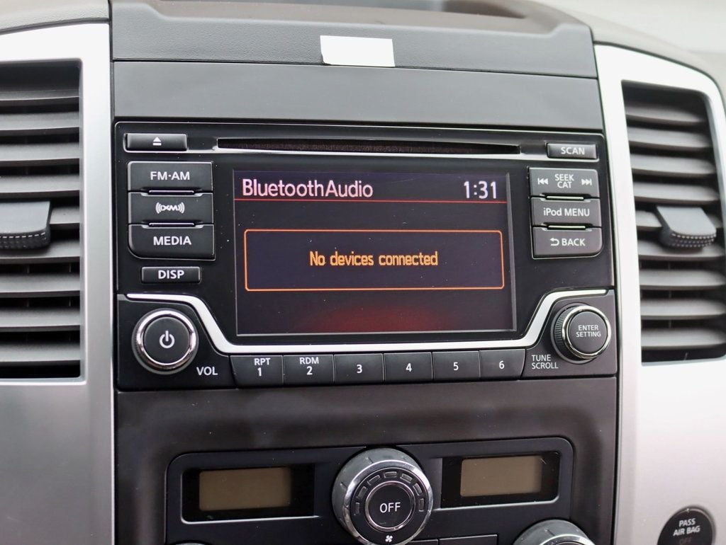 2018 Nissan Frontier Crew Cab 4x4 SV V6 Auto Midnight Edition - 22967999 - 15