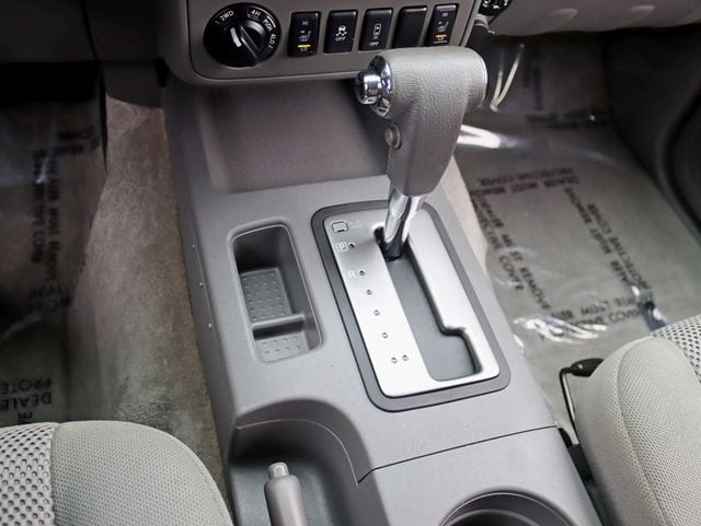 2018 Nissan Frontier Crew Cab 4x4 SV V6 Auto Midnight Edition - 22967999 - 17