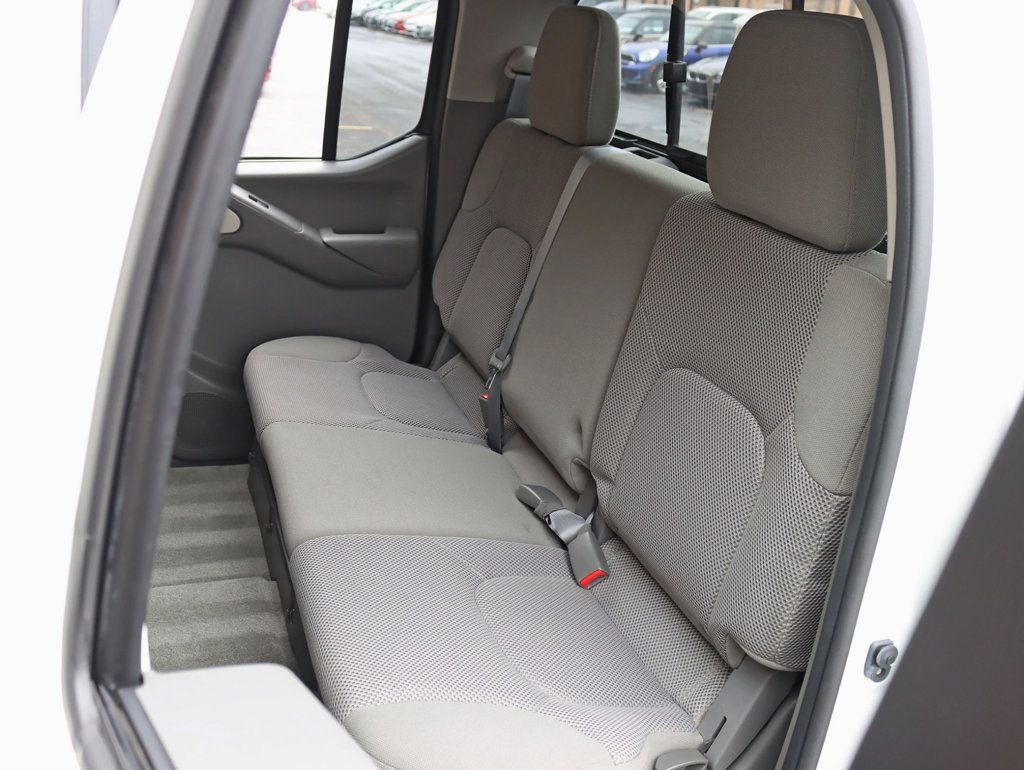 2018 Nissan Frontier Crew Cab 4x4 SV V6 Auto Midnight Edition - 22967999 - 20