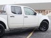 2018 Nissan Frontier Crew Cab 4x4 SV V6 Auto Midnight Edition - 22967999 - 3