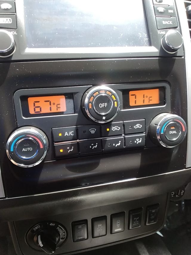 2018 Nissan Frontier PRO -4X 4WD - 23061729 - 17