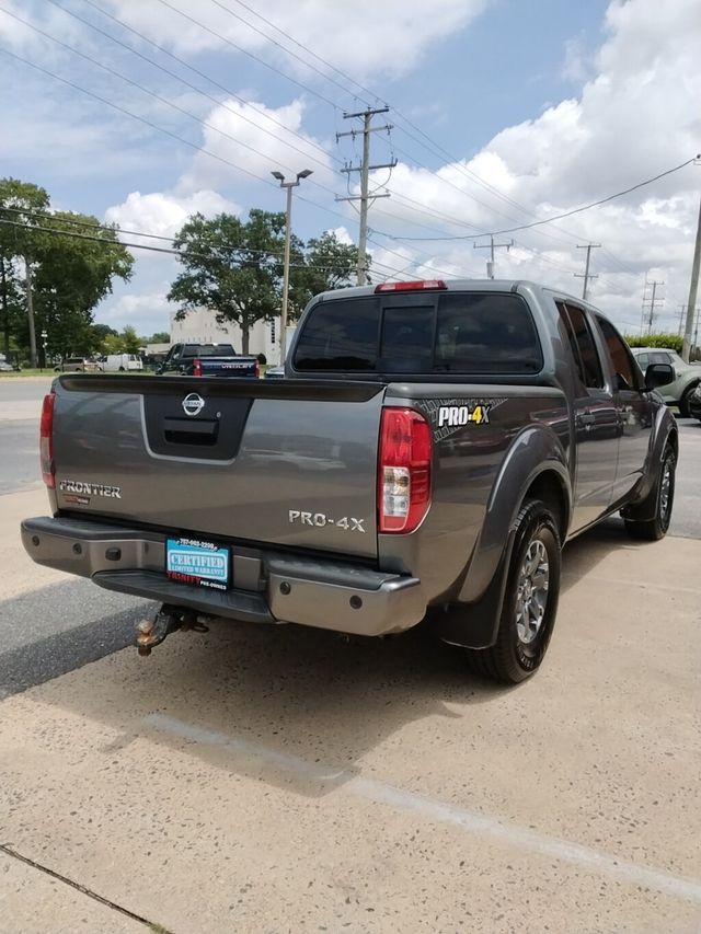 2018 Nissan Frontier PRO -4X 4WD - 23061729 - 3