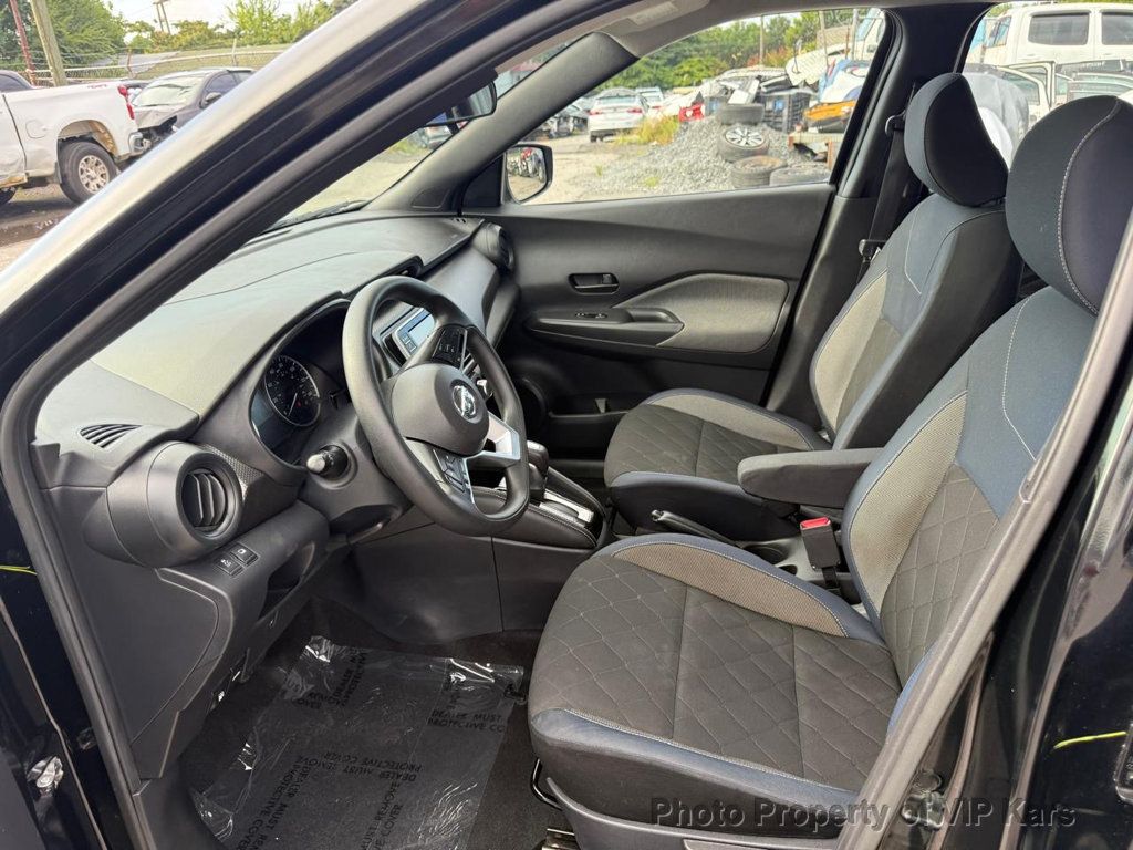 2018 Nissan Kicks S FWD - 22893513 - 11