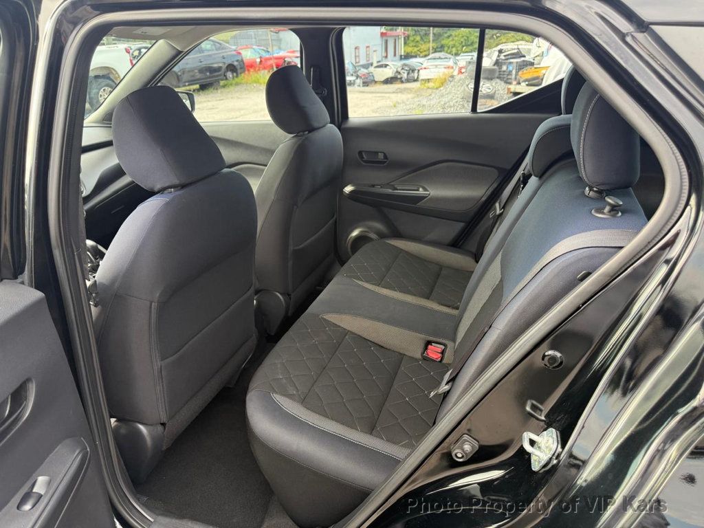 2018 Nissan Kicks S FWD - 22893513 - 12