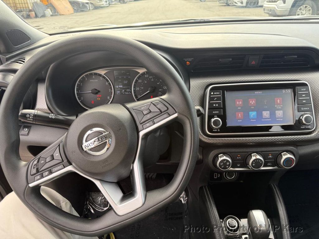 2018 Nissan Kicks S FWD - 22893513 - 8