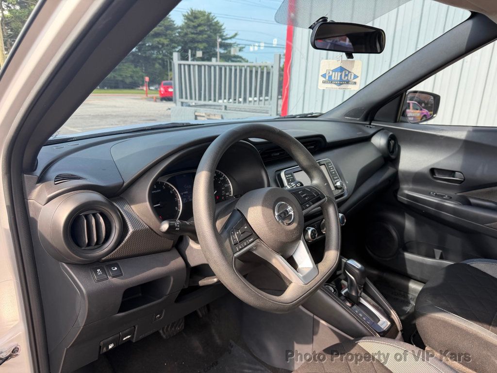 2018 Nissan Kicks S FWD - 23039993 - 9