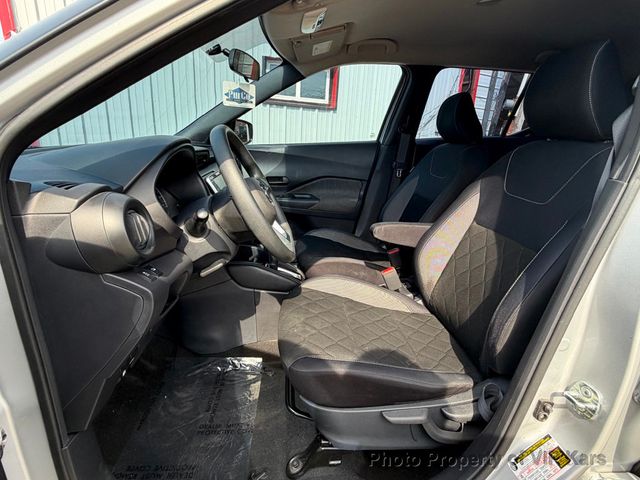 2018 Nissan Kicks S FWD - 23039993 - 10
