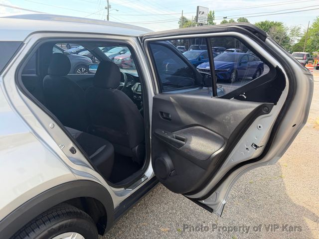 2018 Nissan Kicks S FWD - 23039993 - 13