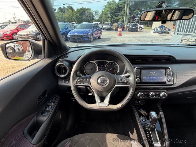 2018 Nissan Kicks S FWD - 23039993 - 19