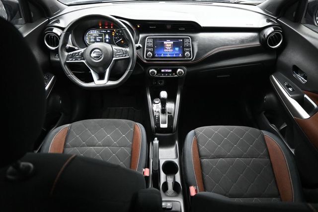 2018 Nissan Kicks SR FWD - 23046345 - 10
