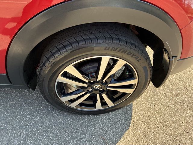 2018 Nissan Kicks SV FWD - 23006952 - 11