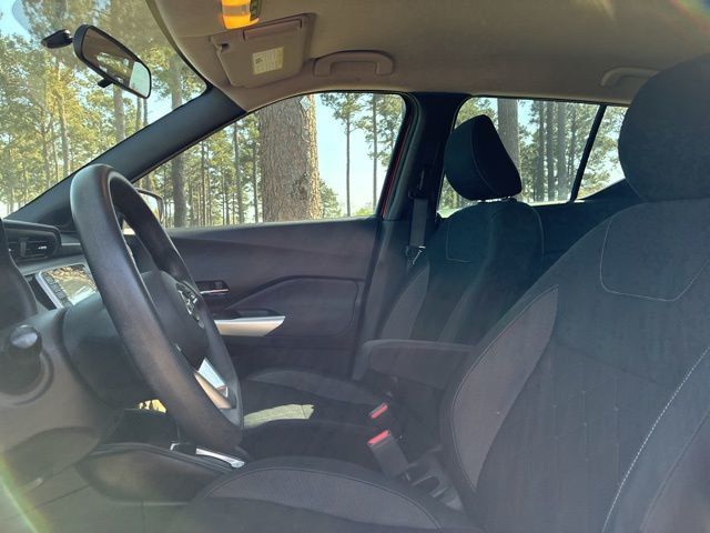 2018 Nissan Kicks SV FWD - 23006952 - 21