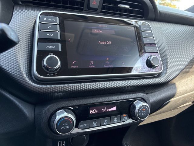 2018 Nissan Kicks SV FWD - 23006952 - 30