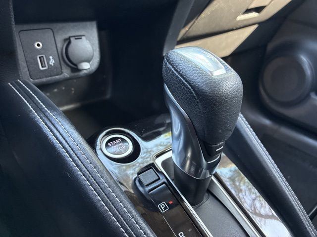 2018 Nissan Kicks SV FWD - 23006952 - 31