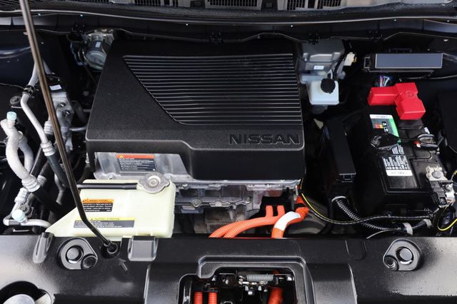 2018 Nissan LEAF SL - 23044765 - 10