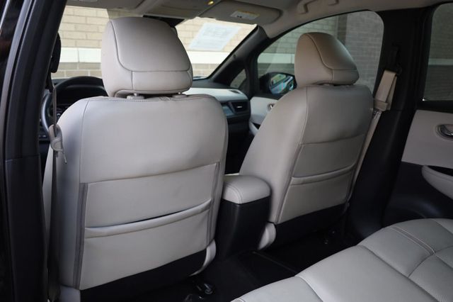 2018 Nissan LEAF SL - 23044765 - 17