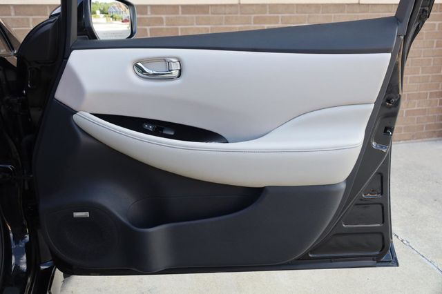 2018 Nissan LEAF SL - 23044765 - 24