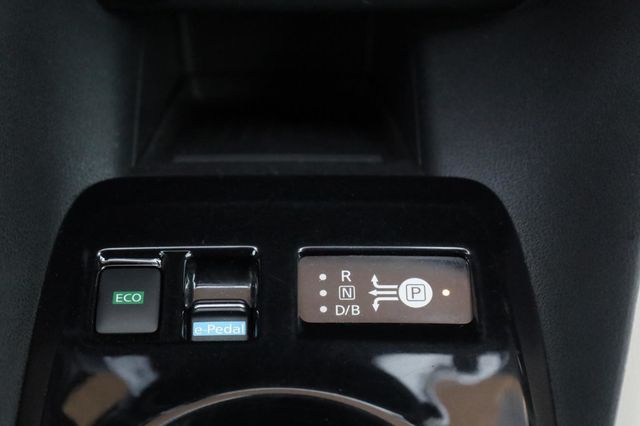 2018 Nissan LEAF SL - 23044765 - 47