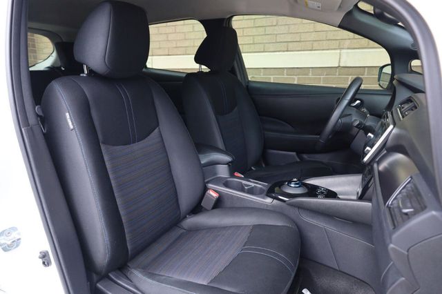 2018 Nissan LEAF SV - 23059166 - 23