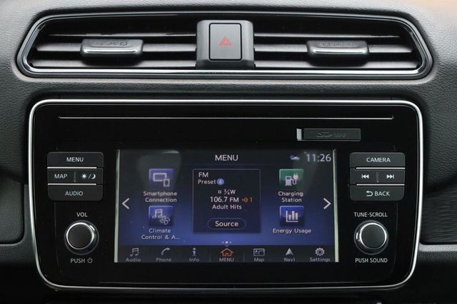 2018 Nissan LEAF SV - 23059166 - 33