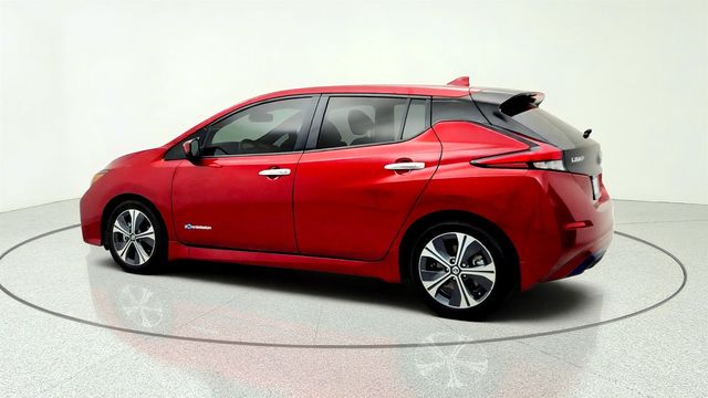 2018 Nissan Leaf SV Hatchback w/ Technology Package - 23068918 - 6