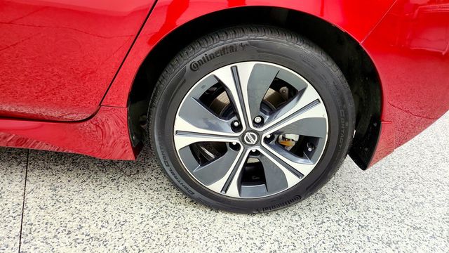 2018 Nissan Leaf SV Hatchback w/ Technology Package - 23068918 - 8