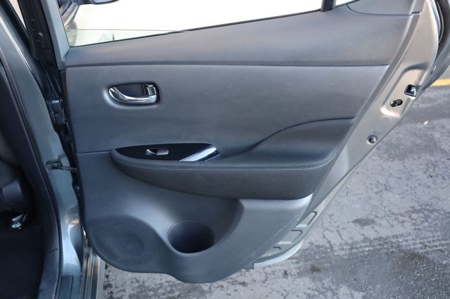 2018 Nissan Leaf SV w/ Tech Pkg! - 22980152 - 17
