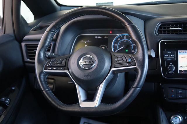 2018 Nissan Leaf SV w/ Tech Pkg! - 22980152 - 24