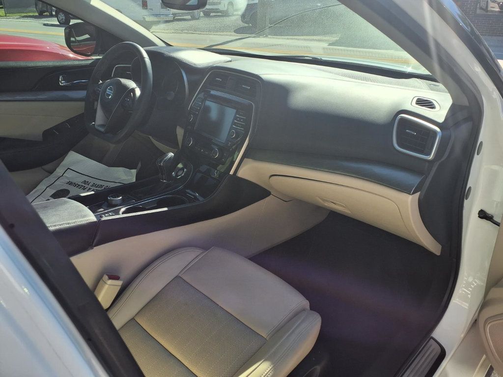 Nissan Maxima photo 19