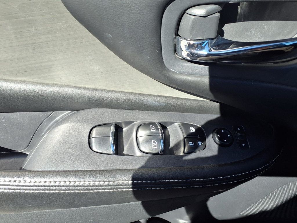 Nissan Murano photo 17