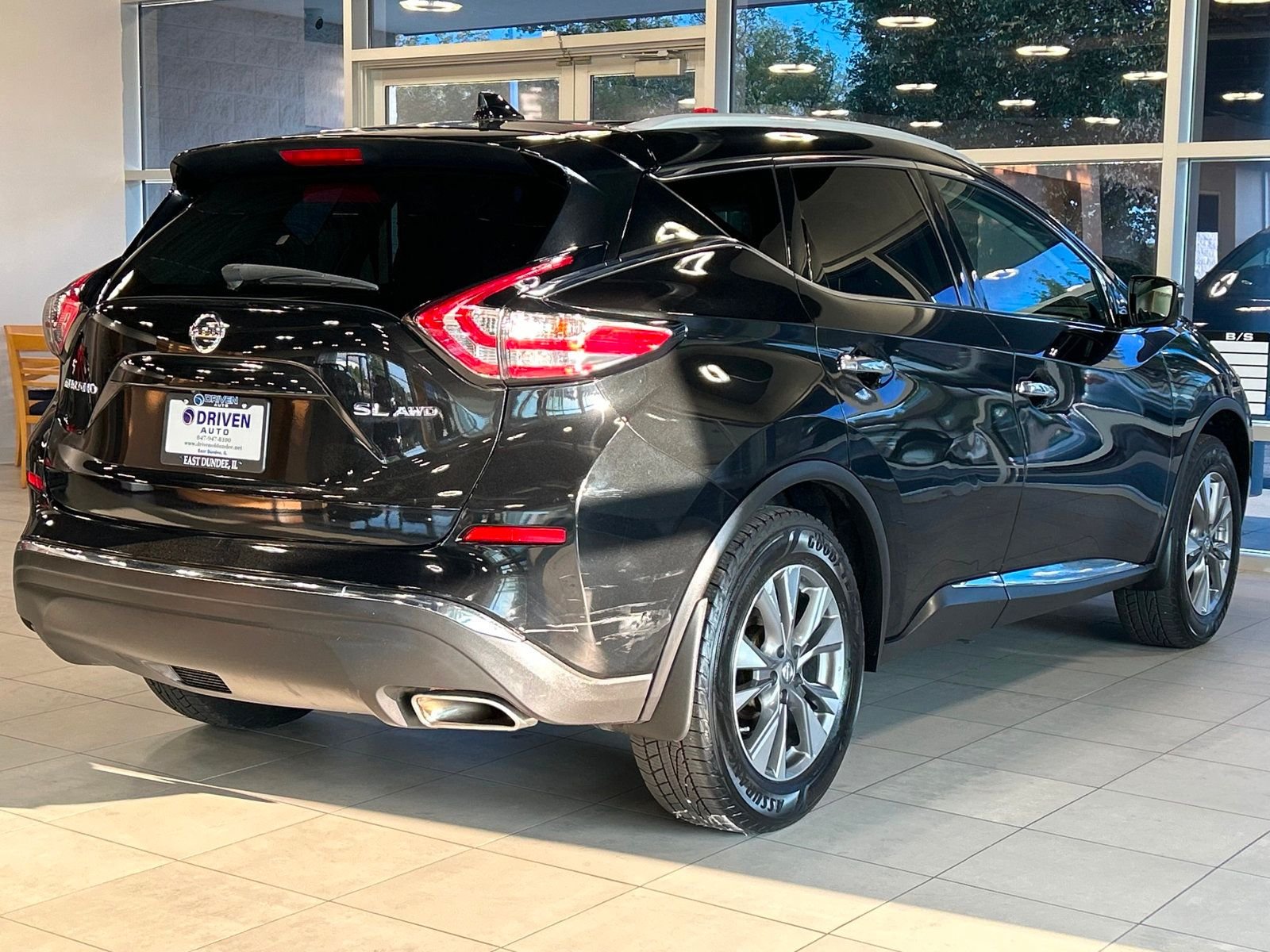 2018 Nissan Murano SL photo 11