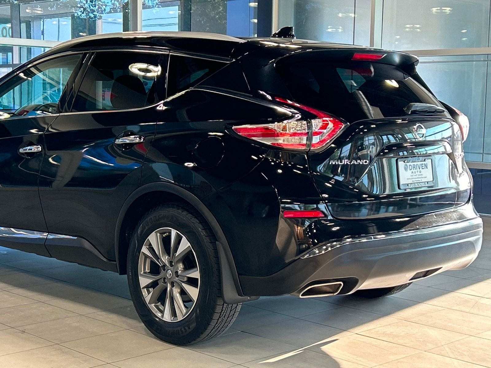 2018 Nissan Murano SL photo 12