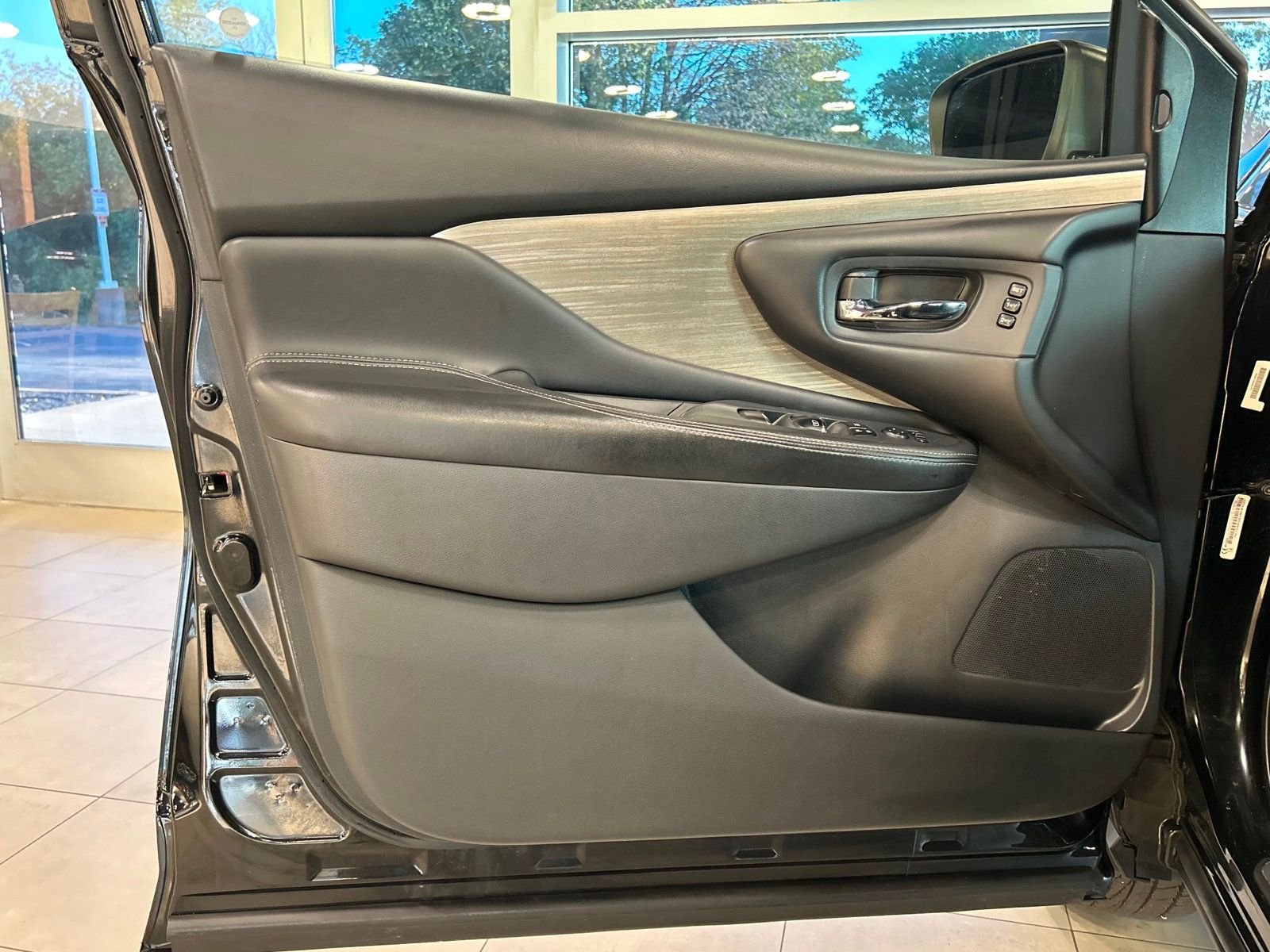 2018 Nissan Murano SL photo 18
