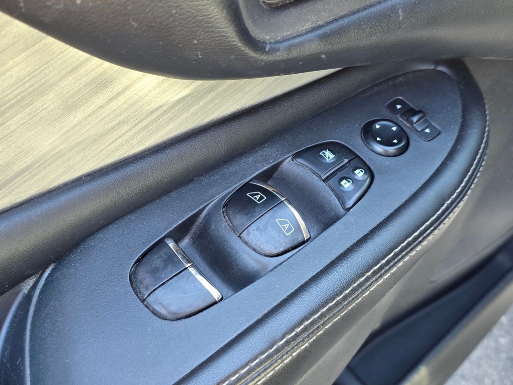 2018 Nissan Murano FWD Platinum - 23000503 - 23