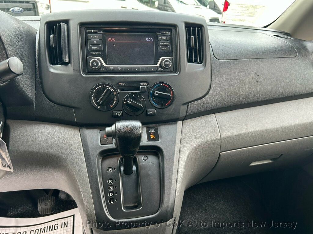 2018 Nissan NV200 S photo 29