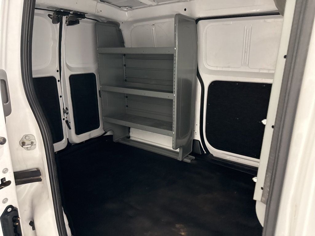 2018 Nissan NV200 SV photo 33
