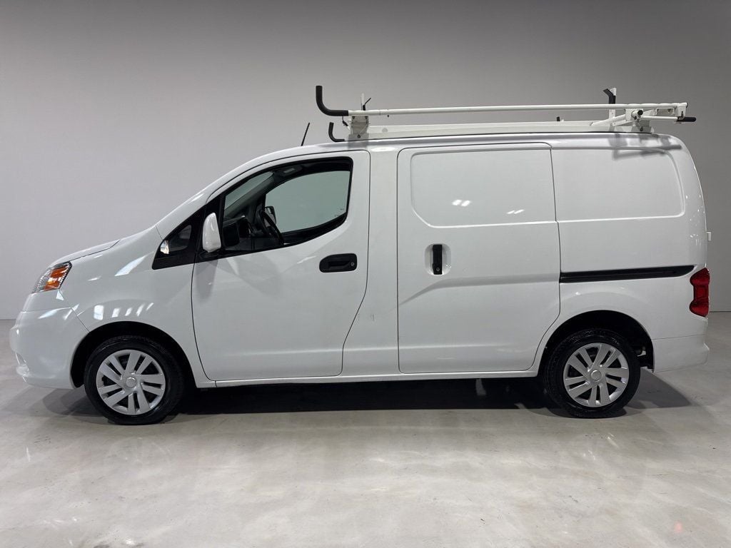 2018 Nissan NV200 SV photo 4