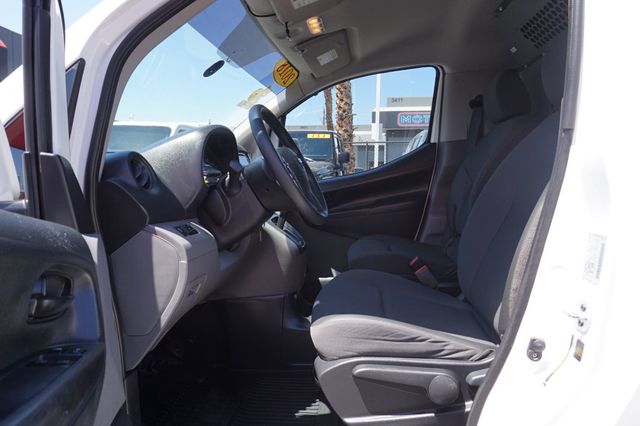 2018 Nissan NV200 Compact Cargo NV200 SV, DUAL SLIDING REAR DOORS, OPEN CARGO SPACE, BACKUP CAM - 23023735 - 15