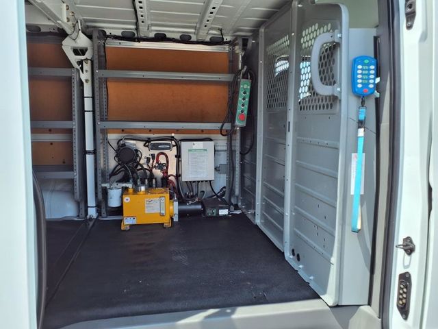 2018 Nissan NV Cargo 38' Bucket Van - 22831869 - 22