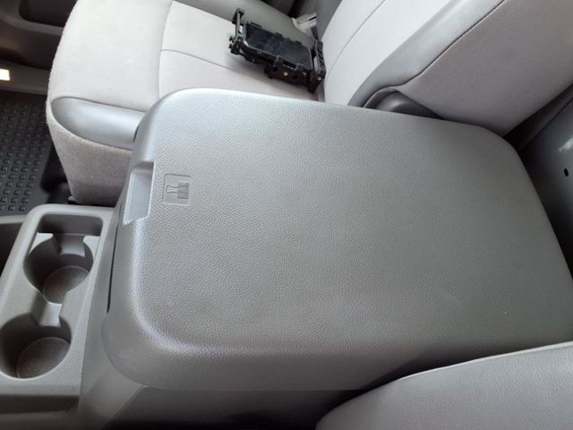 2018 Nissan NV Cargo 38' Bucket Van - 22831869 - 32