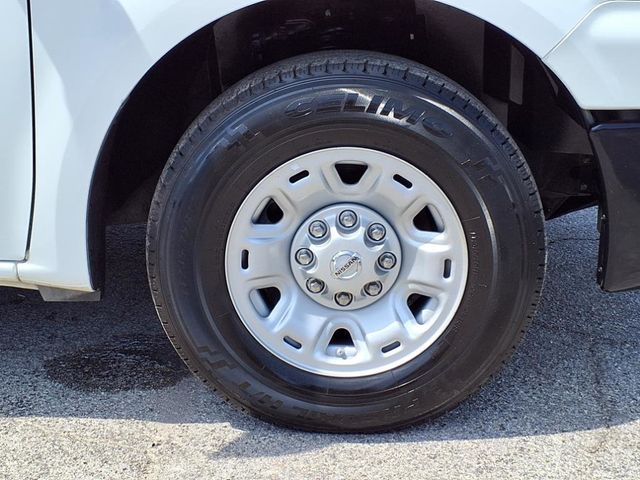 2018 Nissan NV Cargo 38' Bucket Van - 22831869 - 39