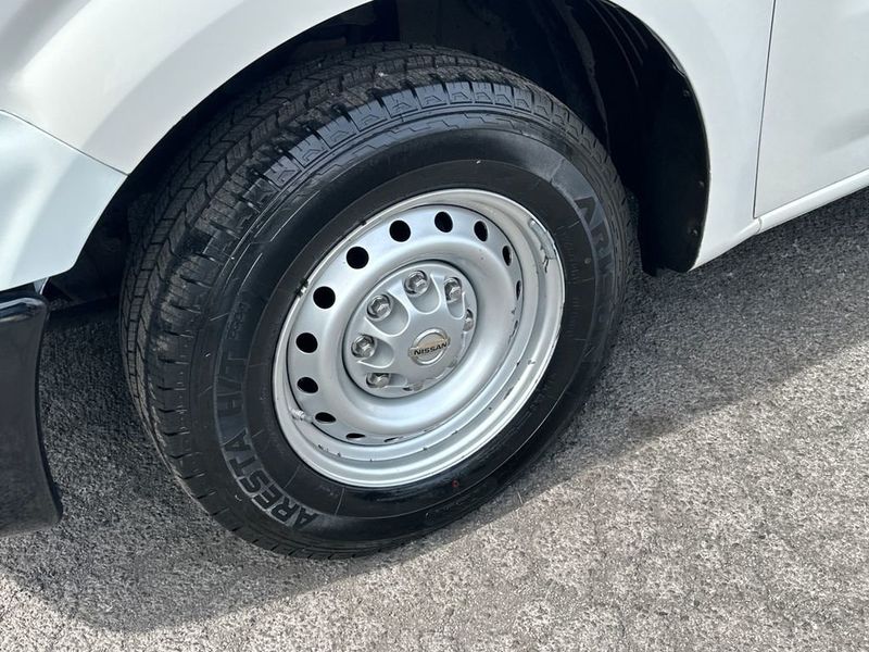 2018 Nissan NV Cargo NV1500 Standard Roof V6 S - 22947952 - 11