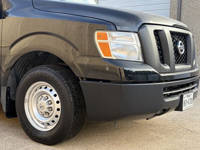 2018 Nissan NV Passenger 2018 Nissan Bus  - 22954729 - 10