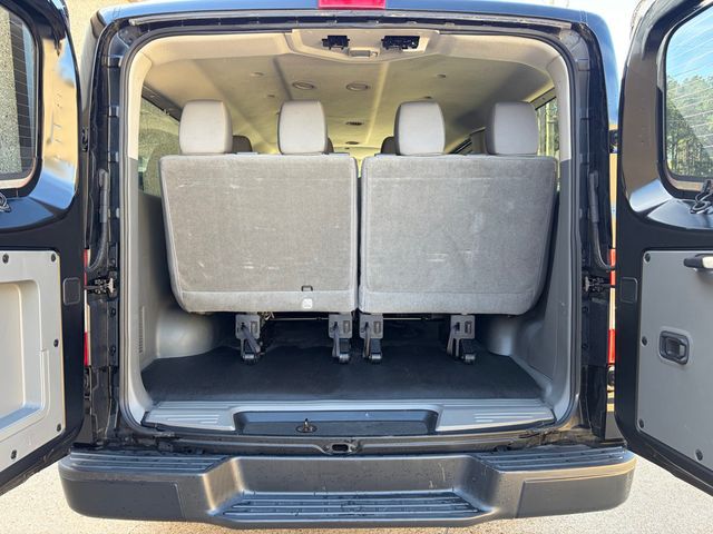 2018 Nissan NV Passenger 2018 Nissan Bus  - 22954729 - 34