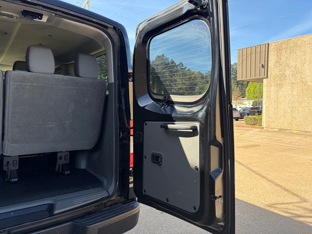 2018 Nissan NV Passenger 2018 Nissan Bus  - 22954729 - 35