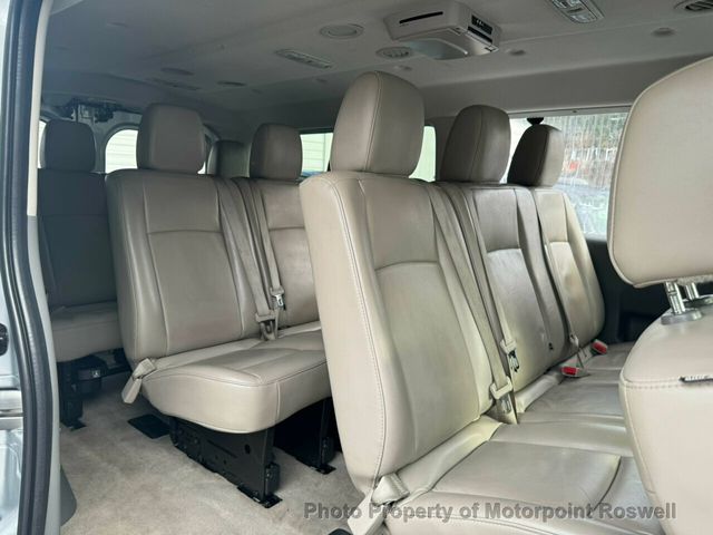 2018 Nissan NV Passenger NV3500 HD SL V8 - 22257226 - 17