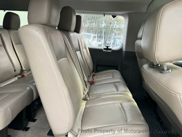 2018 Nissan NV Passenger NV3500 HD SL V8 - 22257226 - 18