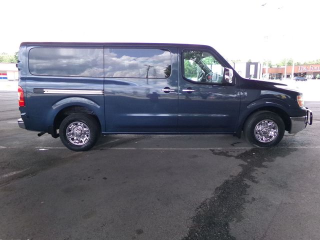 2018 Nissan NV 3500 SL V8's photo
